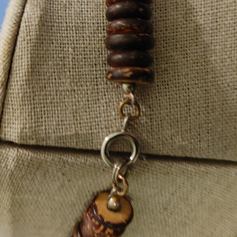 Necklace - Picture 3 of 4